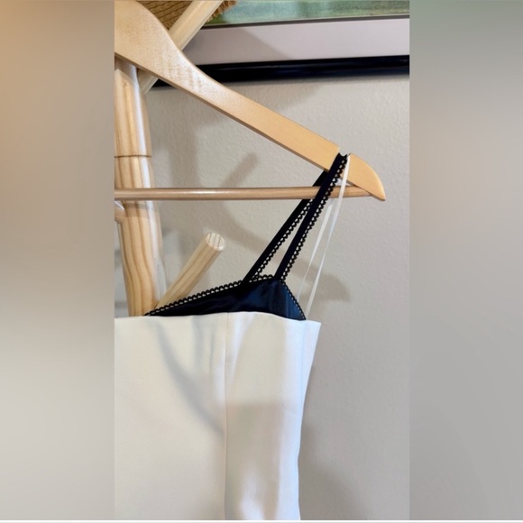 Reformation Melanie Top In Ivory, brand new, never worn, no flaws. - Picture 7 of 10